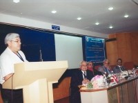 P.K. Chandra, Past President (1991-92) being felicitated by Dr. Sailesh Nayak with a shawl, a citation & a memento; D.K. Chadha, Secretary (IGC), falicitating the dignitaries.